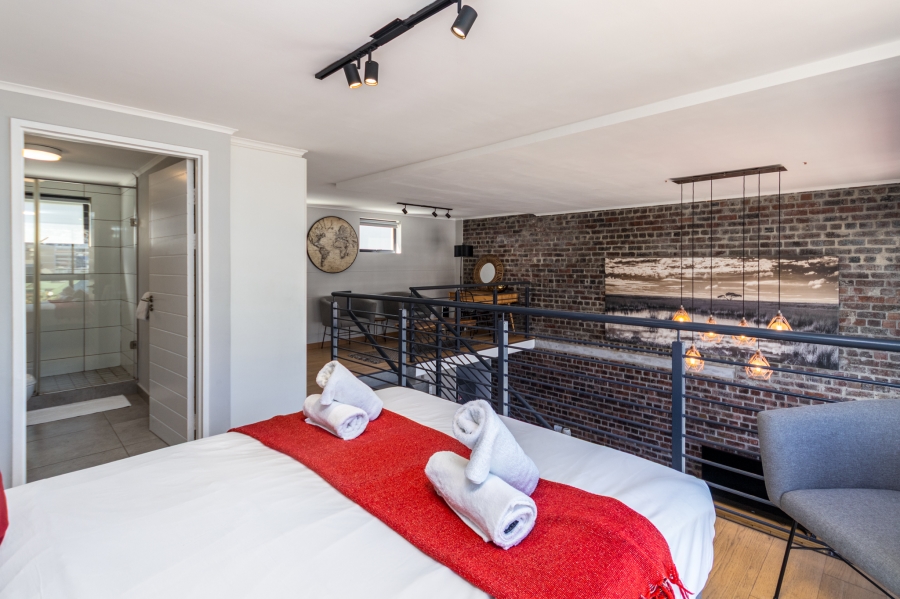 2 Bedroom Property for Sale in Woodstock Western Cape